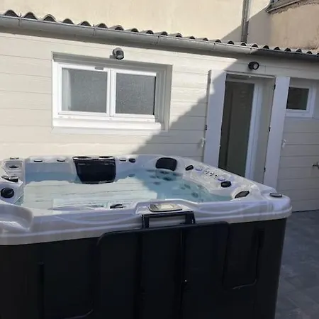 Le Temps Suspendu - Futuroscope Holiday home *